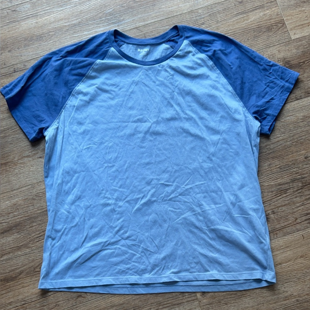 Old Navy Two-Tone Blue Raglan Sleeve Tee